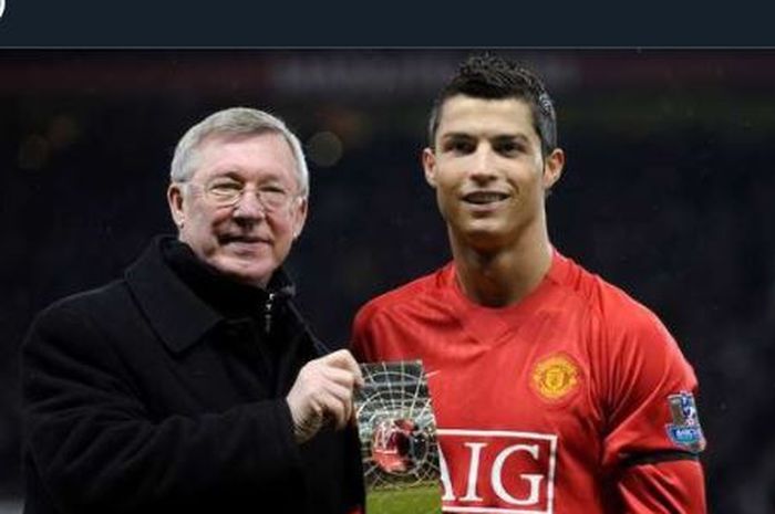  Pelatih legendaris Manchester United, Sir Alex Ferguson, hanya membutuhkan waktu 20 detik untuk menggagalkan transfer Cristiano Ronaldo ke Manchester City.