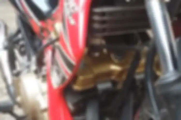 Suzuki Satria dimodif jadi 2 silinder