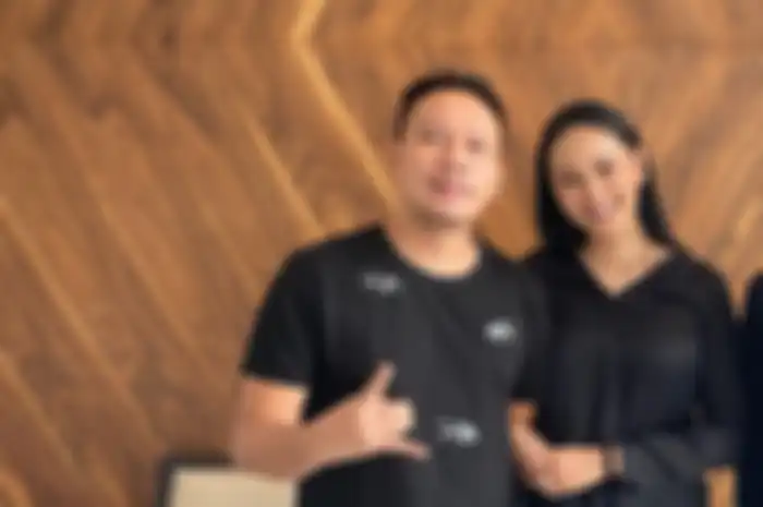 Vicky Prasetyo dan Kalina Ocktaranny.