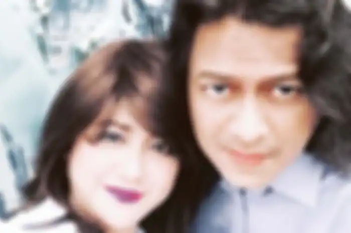 Pesinetron Jin dan Jun, Yuyun Sukawati, melaporkan suaminya, Fajar Umbara, atas dugaan KDRT.