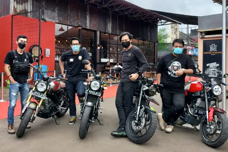 Wuih, XSR 155 Gelar Mini Touring Sembari Nikmati Custom Lifestyle