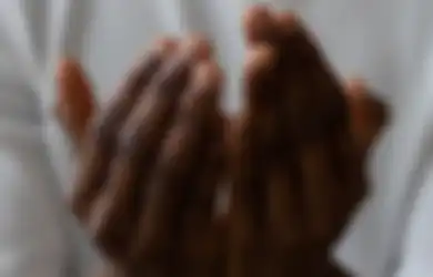 Dibaca Nabi Muhammad Ketika Tertimpa Musibah, Simak Amalan Doa yang Bisa Dilafalkan untuk Meringankan Masalah
