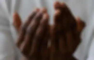 Dibaca Nabi Muhammad Ketika Tertimpa Musibah, Simak Amalan Doa yang Bisa Dilafalkan untuk Meringankan Masalah