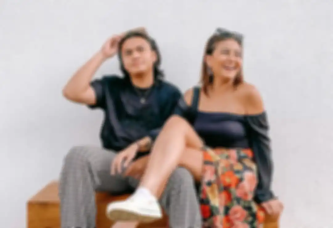 outfit couple ala Awkarin dan Gangga Kusuma