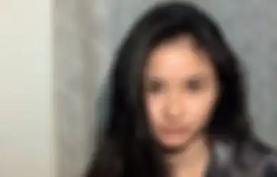 Langsung Makan di Warung, Ini Potret Pertunangan Adinda Azani!