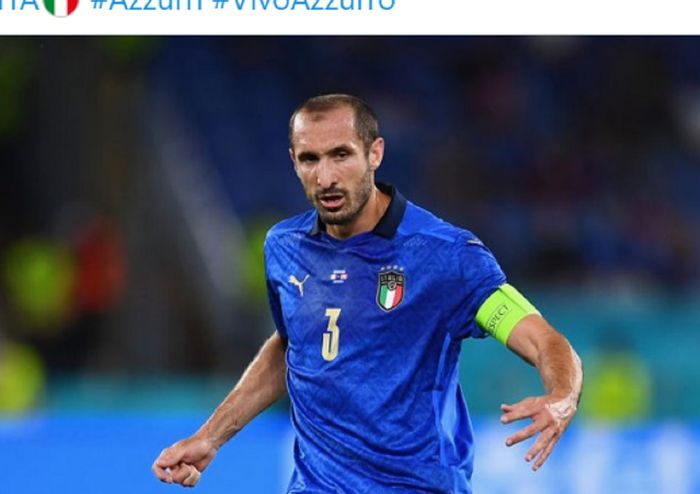 Kapten timnas Italia, Giorgio Chiellini, saat melawan timnas Swiss dalam matchday kedua Grup A EURO 2020 di Stadion Olimpico, Roma, Rabu (16/6/2021) waktu setempat atau Kamis pukul 02.00. 