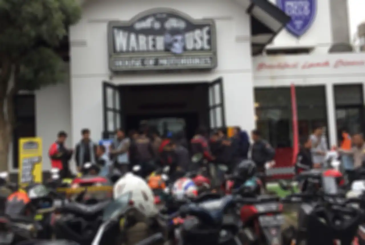 Rindu Touring diadakan di Warehouse diserbu komunitas Bandung