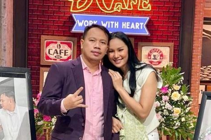 Vicky Prasetyo dan Kalina Ocktaranny.