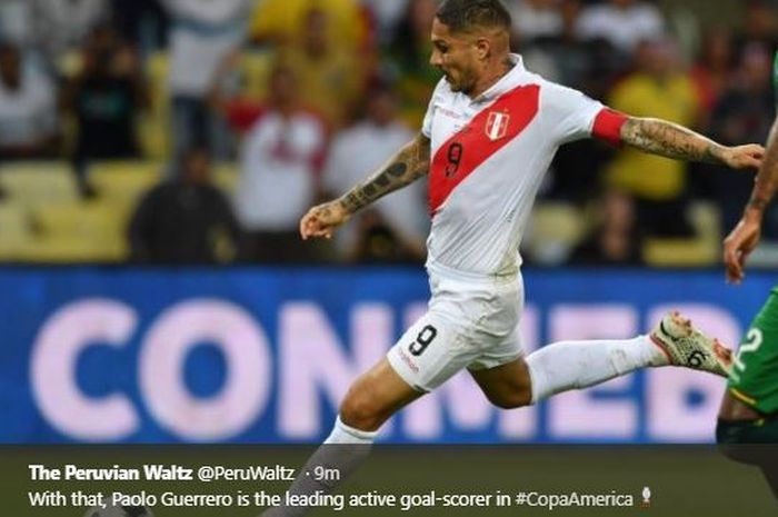 Striker timnas Peru, Paolo Guerrero, mencetak gol kala berhadapan dengan timnas Cile pada laga semifinal Copa America 2019 di Arena do Gremio pada Kamis (4/7/2019) pagi WIB.