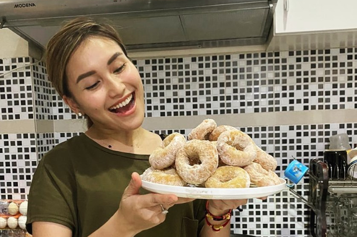 Dapur di rumah Ayu Ting Ting