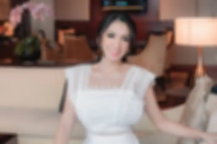 Putus dari Jose Purnomo, Angel Karamoy Jadi Sorotan Tampil Seksi Pakai Celana Legging Ketat Saat Olahraga