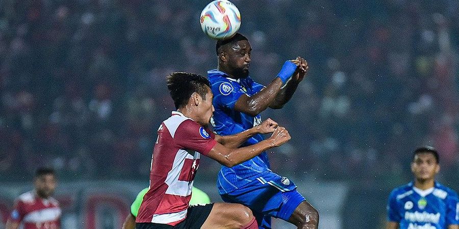 Hasil Liga 1 - Hempaskan Madura United, Persib Bandung Melejit