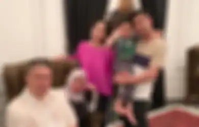 Rieta Amilia Bahagia Usai Dinikahi Eksekutif Dubai, Sosok Ini Buat Nagita Slavina Syok Setelah Sebut Banyak Pria Mengantre Demi Dapatkan Hati Sang Ibunda Sebelum Nikah Lagi