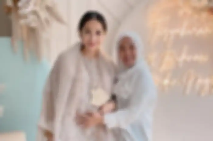 Unggahan Shela  Lala pengasuh Rafathar