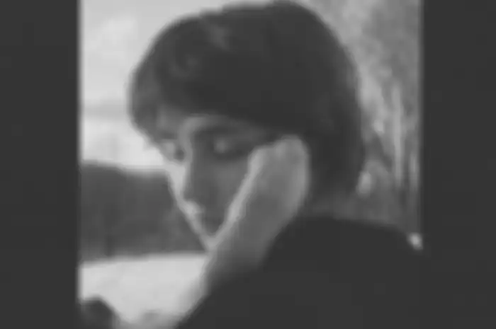 Clairo - Sling
