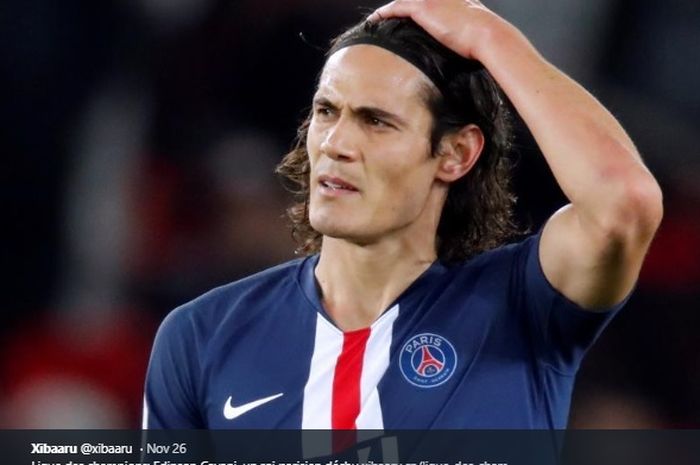 Penyerang Paris Saint-Germain, Edinson Cavani.