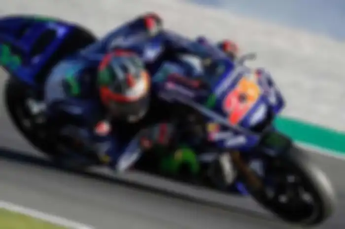 Maverick Vinales bisa tersenyum lagi setelah motornya menjadi tercepat di tes pramusim MotoGP  di si