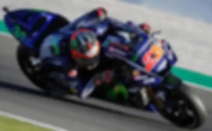 Maverick Vinales bisa tersenyum lagi setelah motornya menjadi tercepat di tes pramusim MotoGP di si