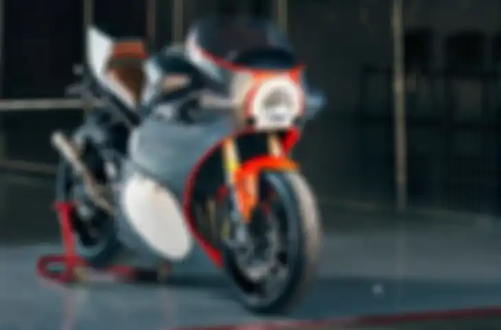 Yamaha R6 kustom oleh Vintage Addiction, dilansir oleh www.returnofthecaferacer.com