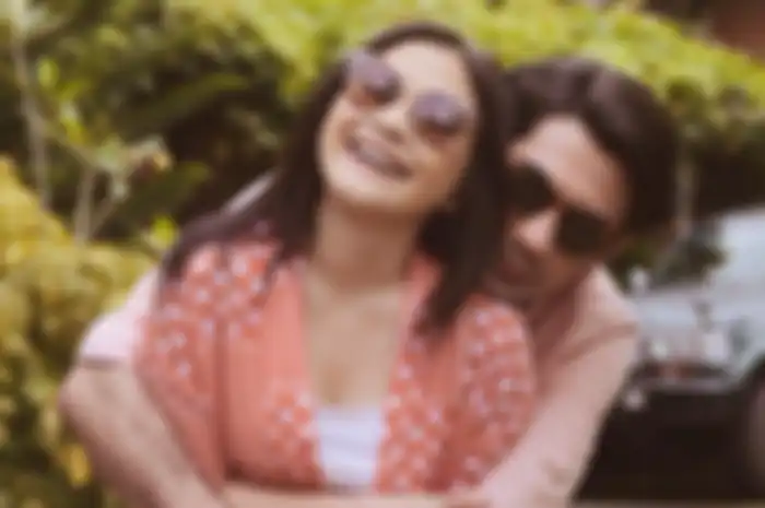 Prilly Latuconsina dan Reza Rahadian