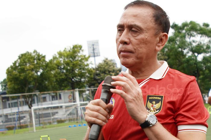 Mochamad Iriawan alias Iwan Bule tepis isu hutang PSSI eranya campai ratusan miliar.