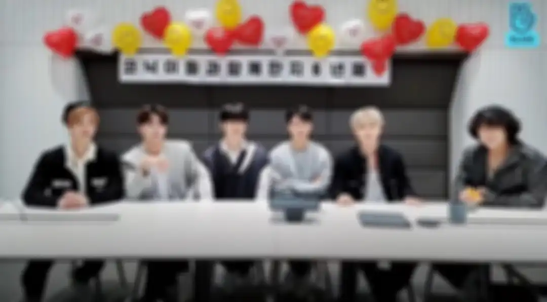v live iKon