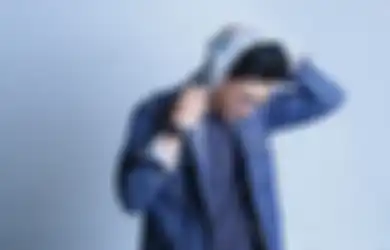 4 Cara Mudah Modifikasi Denim Jacket Biar Makin Keren, Bisa Dilakukan di Rumah!
