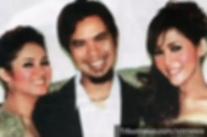 Foto lawas Ahmad Dhani, Maia dan Mulan Jameela