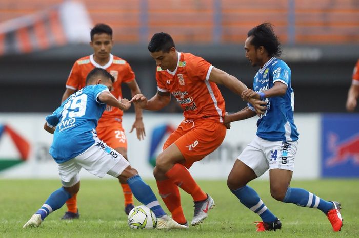 Pertandingan 8 besar Piala Indonesia 2018 antara Borneo FC kontra Persib Bandung di Stadion Segiri, Samarinda, Rabu (24/4/2019).