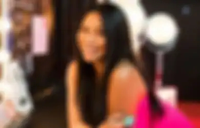 27 Tahun Tinggal di Perancis, Anggun C Sasmi Tuai Pujian Netizen Lantaran Biasakan Anaknya Bicara Bahasa Indonesia, Ini Alasan sang Penyanyi yang Tak Disangka-sangka