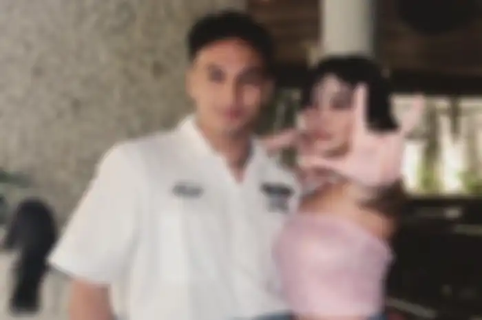 Jefri Nichol dan Livy Renata
