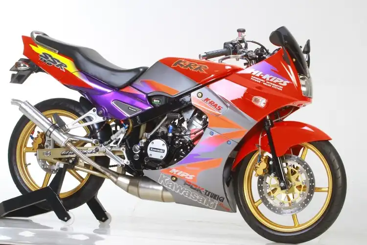 Jadi Proyek Iseng Pembalap Senior, Kawasaki Ninja 150R Jadi Perlente Gini