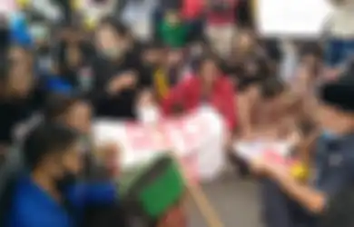 Sadar Indonesia Sedang Masa Perbaikan, Istana Khawatir Aksi Mogok Kerja Bakal Perburuk Ekonomi Negara: Yang Tidak Puas Ada Mekanisme Konstitusional