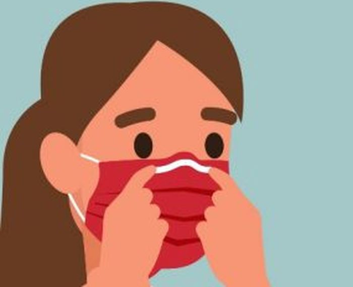 Penggunaan nose wire pada masker untuk mencegah celah di bagian atas masker.