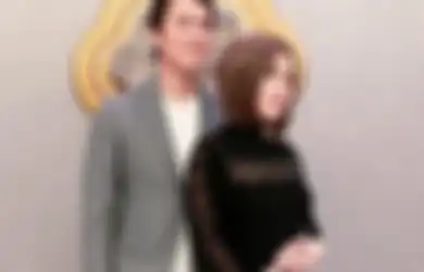 Tak Hanya Ingin Ongkang-ongkang Kaki Meski Sudah Jadi Istri Konglomerat Tajir, Ternyata Syahrini Masih Kerja Keras Geluti Hal Ini Setelah Dinikahi Reino Barack