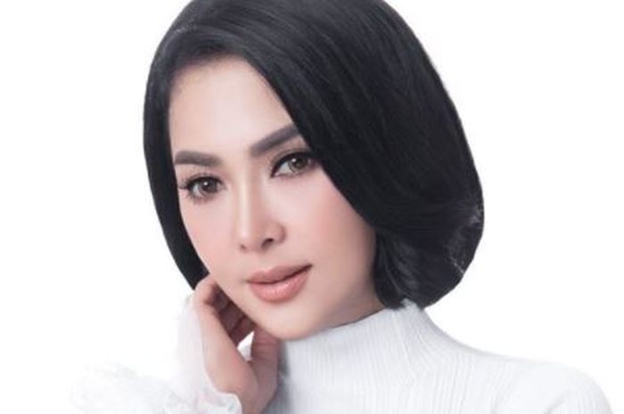 Unggah foto jadulnya, Syahrini banjir pujian dari netizen