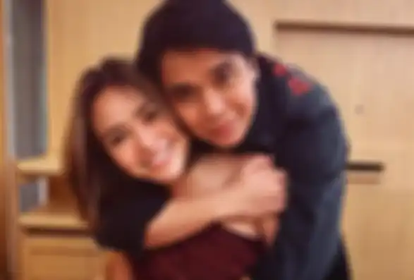 Billy Syahputra bersama sang kekasih Amanda Manopo.