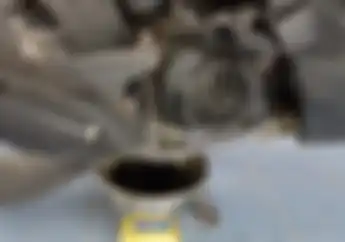 Bener Gak Sih Baut Bisa Slek Akibat Ganti Oli Saat Mesin Masih Panas?