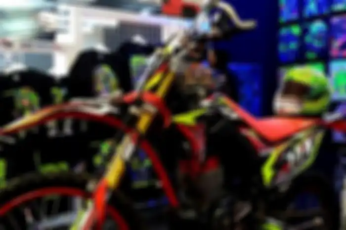 Ilustrasi decal pada motor trail