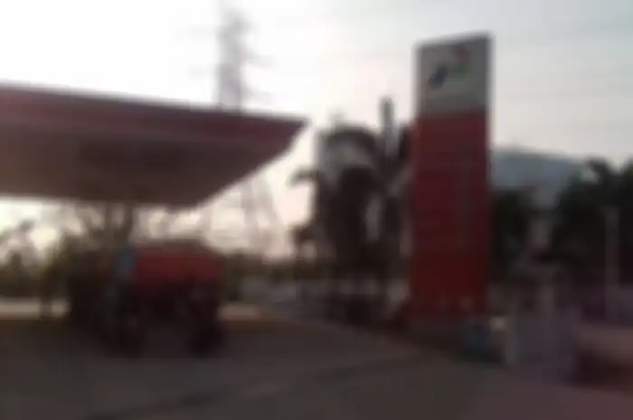 Harga terbaru beberapa jenis bensin di pom bensin Pertamina bulan November 2019. 