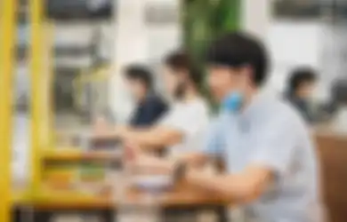 Aturan Makan di Warteg Selama PPKM Level 4 Makin Ribet, Selain Dibatasi 20 Menit Pengunjung yang Jajan di Tempat Wajib Tunjukkan Surat Vaksin Covid-19