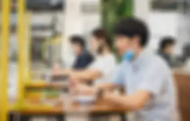 Aturan Makan di Warteg Selama PPKM Level 4 Makin Ribet, Selain Dibatasi 20 Menit Pengunjung yang Jajan di Tempat Wajib Tunjukkan Surat Vaksin Covid-19