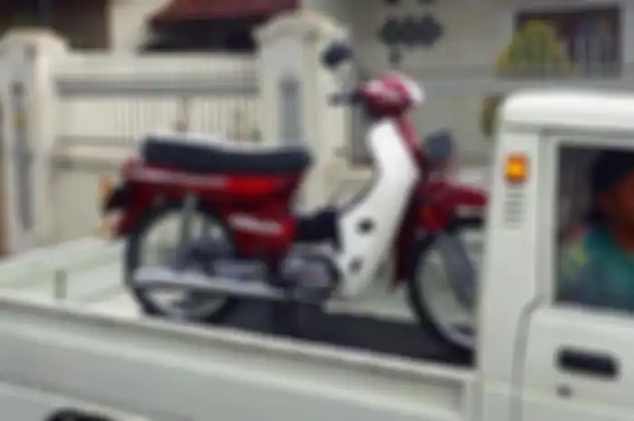 Honda Astrea Grand dikrim ke Bekasi