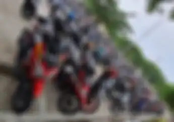 Kalau Pelat Nomor Sudah Dipasangi Cip, Motor yang Belum Bayar Pajak Gak Boleh Parkir