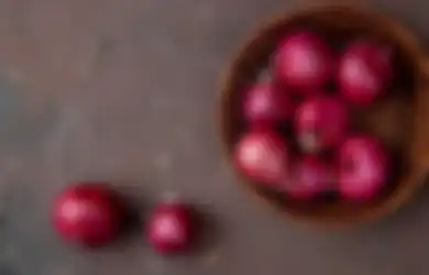 Nyesel Baru Tahu Sekarang, Cara Mudah Bikin Kulit Glowing dan Awet Muda Hanya dengan Bermodal Bawang Merah, Begini Caranya!