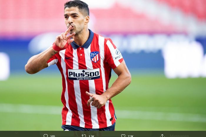 Luis Suarez merayakan golnya untuk Atletico Madrid dalam duel Liga Spanyol kontra Granada, 27 September 2020.