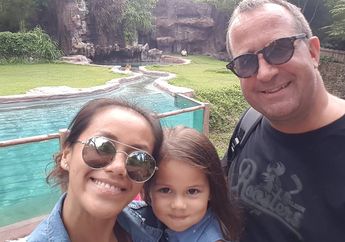 8 Tahun Berumah Tangga, Lia Waode Ungkap Tak Pernah Dapat Uang Jatah Bulanan dari Suaminya