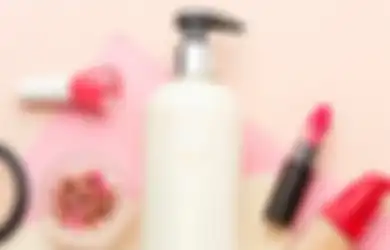 Awas Dibohongi, Ini 5 Tips Aman Memilih Kosmetik Halal untuk Muslimah