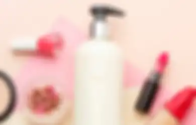 Jangan Lengah, Begini 3 Tanda Kosmetik yang Mengandung Merkuri!