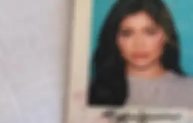 Kylie Jenner Unggah Foto SIM, Netizen Kompak Bilang Sempurna!